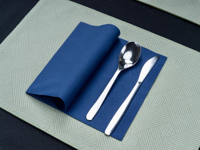 Paano Pinapalitan ng Mga Airlaid Napkin ang Tradisyunal na Cloth Napkin sa Fine Dining